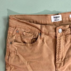 Kensie Jeans: VintageLuxe, The Slim. Size 6/28